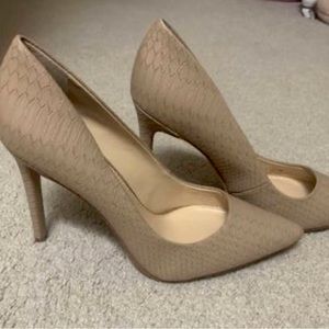 Brand new Jessica Simpson heels!